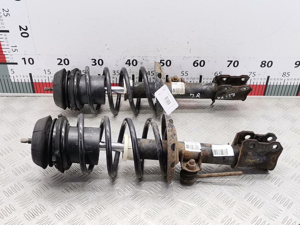 Амортизатор передний левый OPEL Combo C 2001-2011