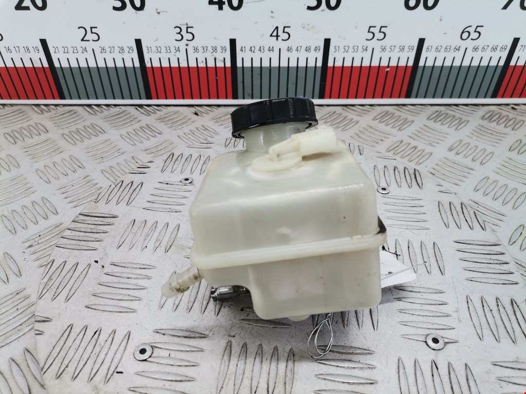 Бачок главного тормозного цилиндра MERCEDES-BENZ A-Class W169 2004-2012