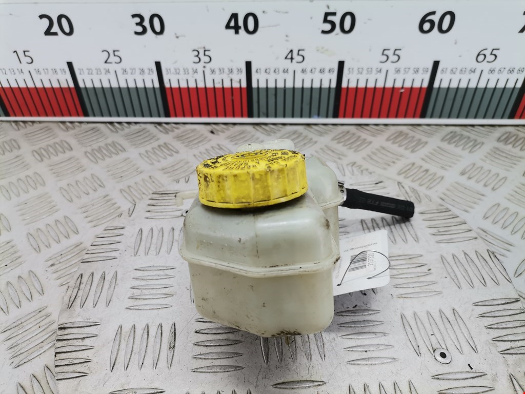 Бачок главного тормозного цилиндра SEAT Ibiza 2002-2008