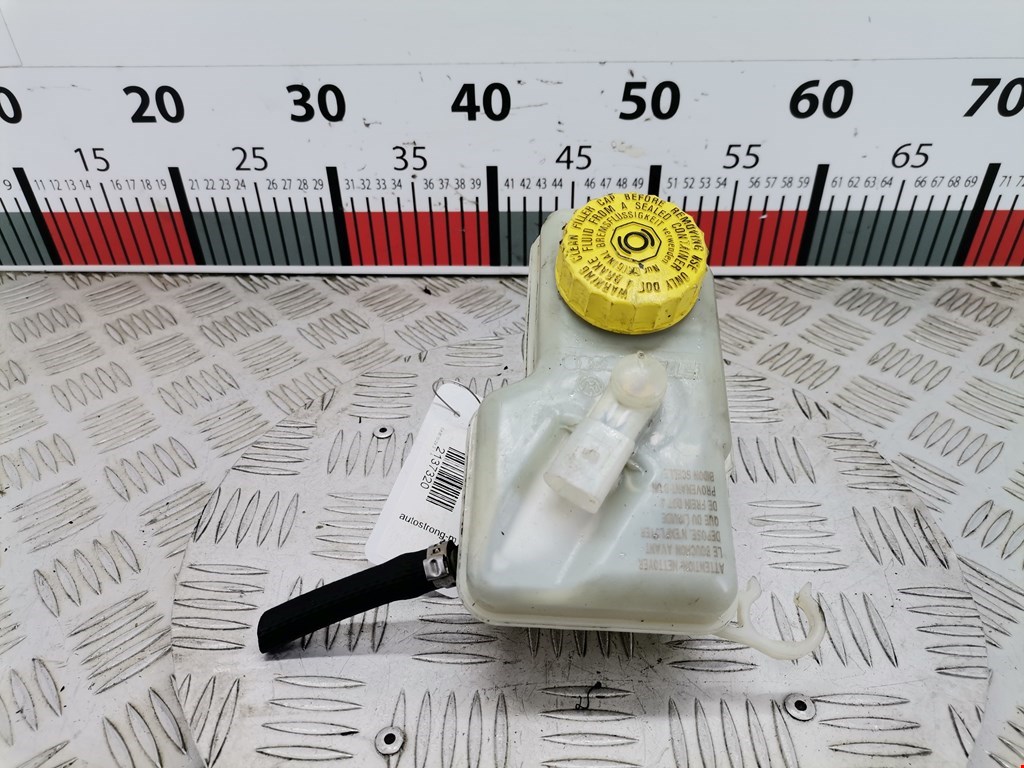 Бачок главного тормозного цилиндра SEAT Ibiza 2002-2008