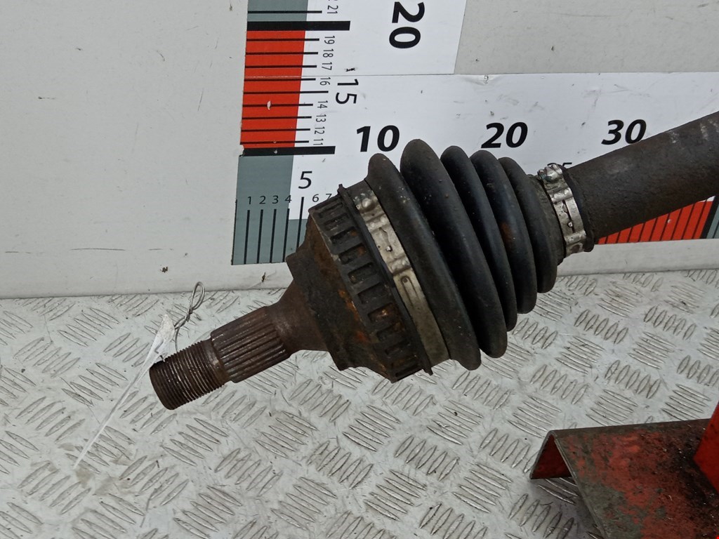 Полуось (привод, приводной вал) передняя правая CITROEN Berlingo 1996-2012