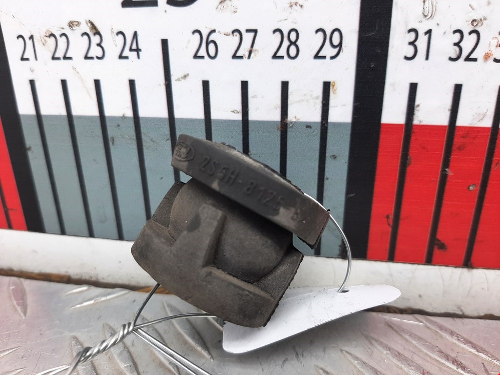 Кронштейн (крепление) радиатора FORD Fusion 2002-2012