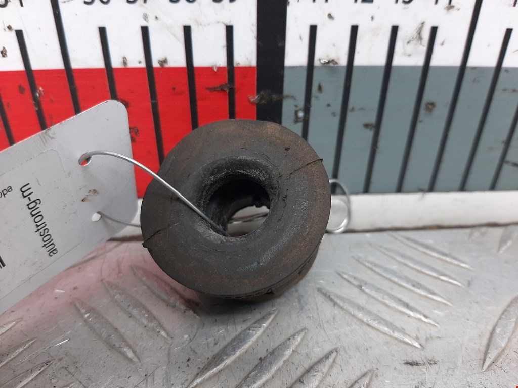 Кронштейн (крепление) радиатора FORD Fusion 2002-2012