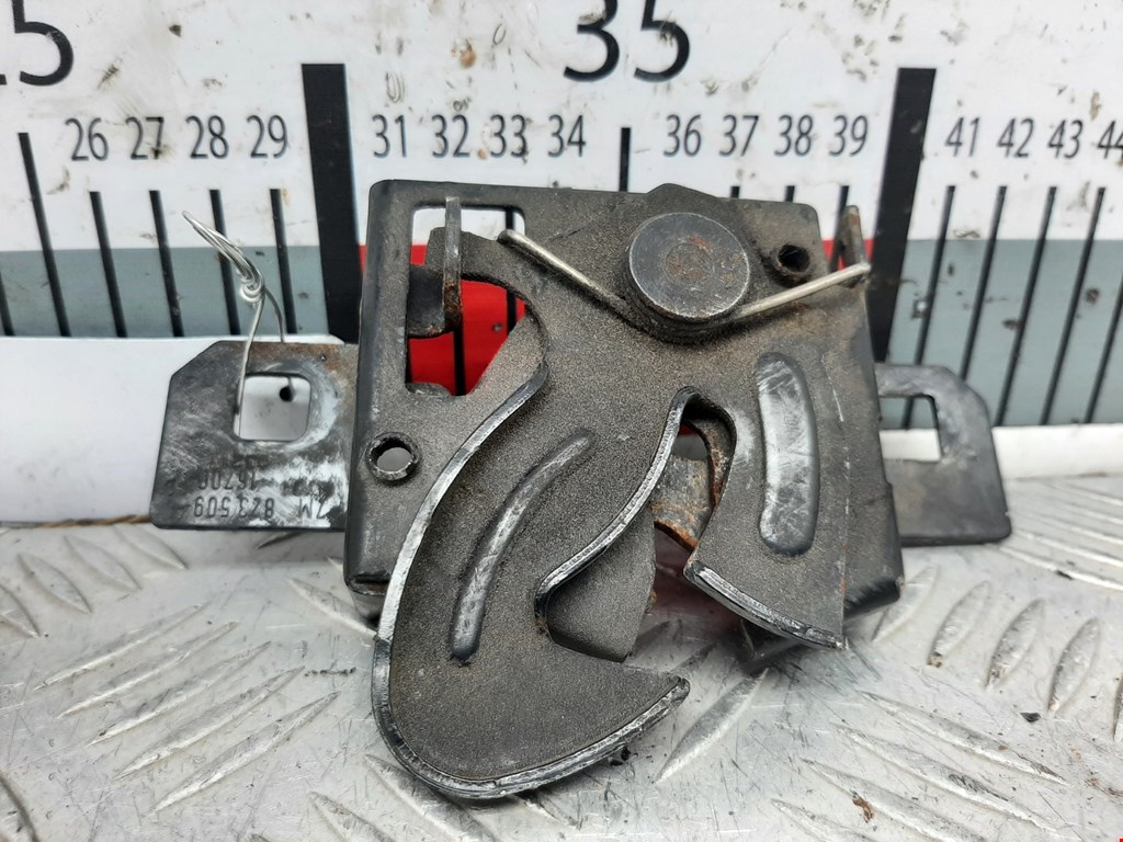 Замок капота SEAT Alhambra 1996-2010