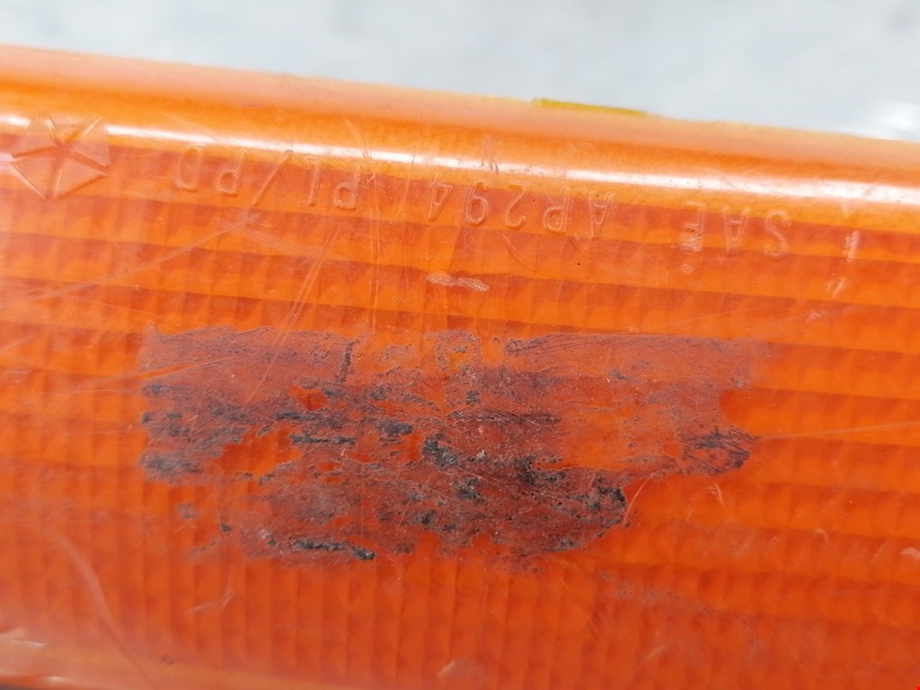 Отражатель в бампер задний левый CHRYSLER Neon 1994-1999