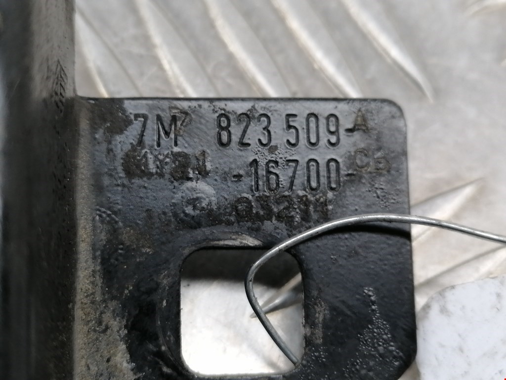 Замок капота SEAT Alhambra 1996-2010