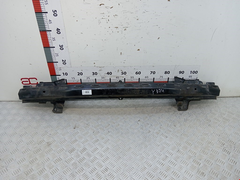 Усилитель переднего бампера (передний) VOLKSWAGEN Golf IV 1997-2003