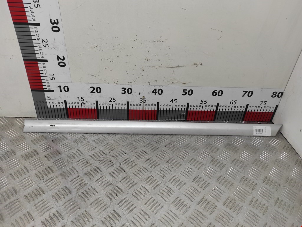 Накладка декоративная (молдинг) двери задней левой Opel Vectra C (2002-2008)