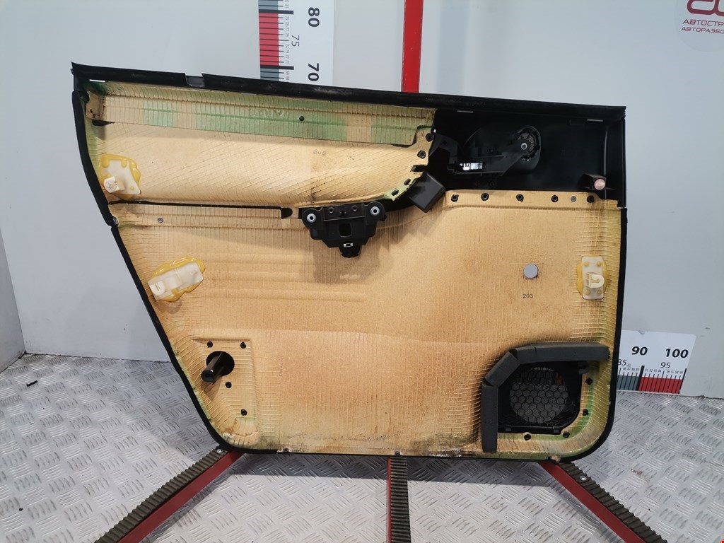 Обшивка двери задняя правая OPEL Zafira A 1999-2005