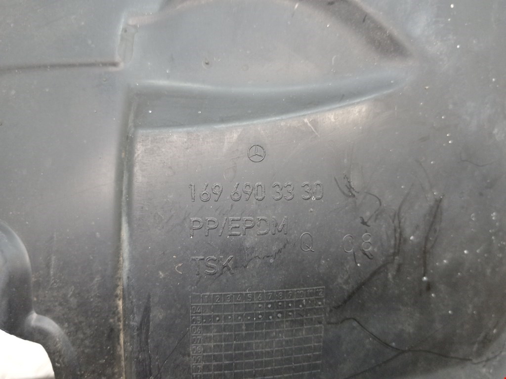 Локер (подкрылок) передний левый MERCEDES-BENZ A-Class W168 1997-2004