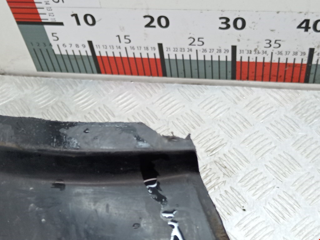 Локер (подкрылок) передний правый FORD Mondeo II 1996-2000