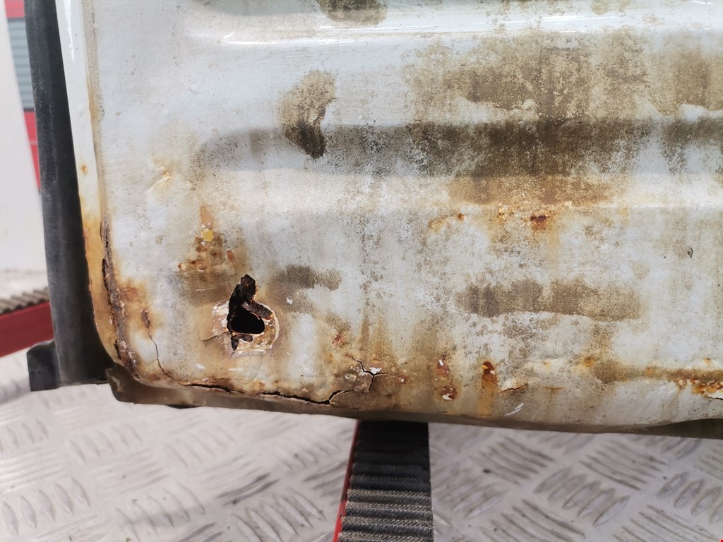 Бампер задний RENAULT Kangoo 1997-2008