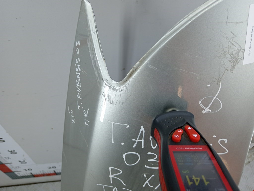 Крыло переднее правое TOYOTA Avensis 2003-2008