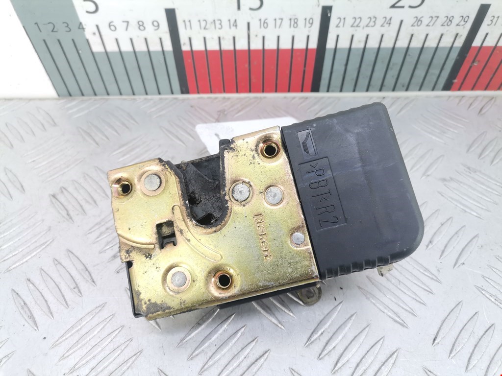 Замок двери передней правой CITROEN Evasion 1994-2002