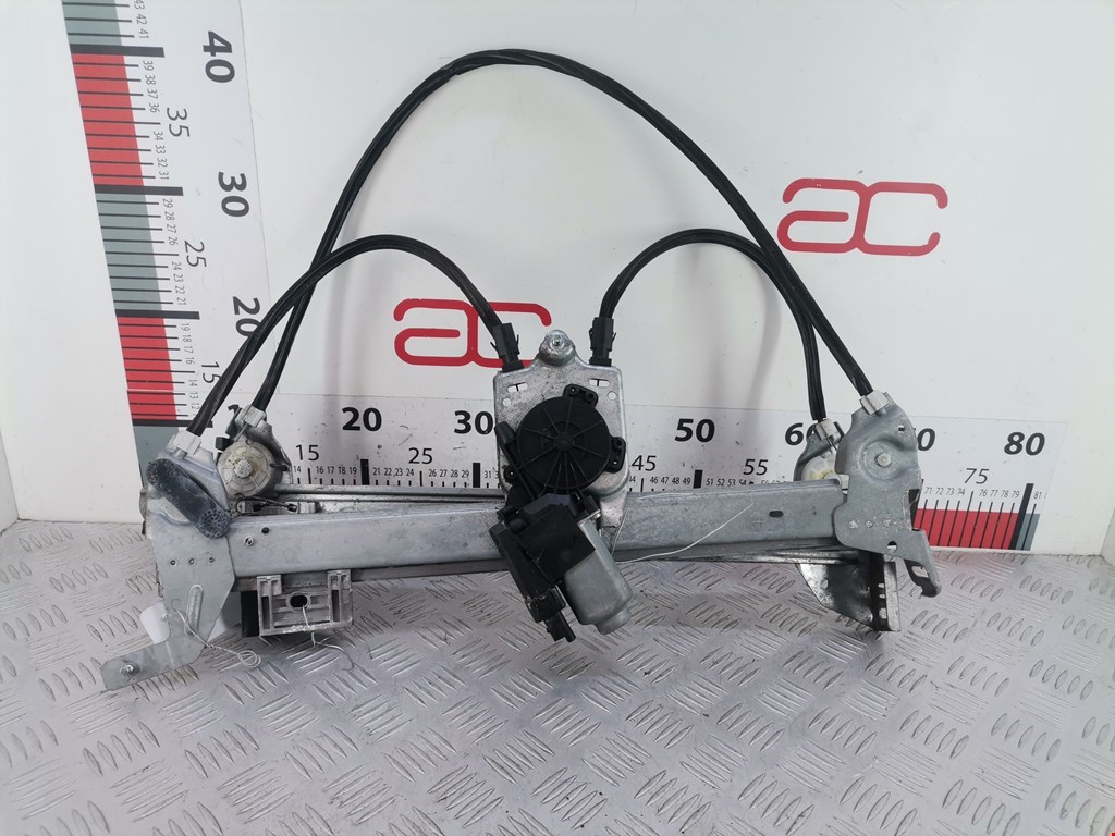 Стеклоподъемник передний правый RENAULT Megane II 2002-2009