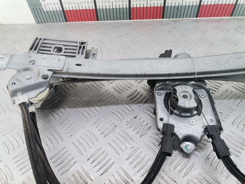 Стеклоподъемник передний правый RENAULT Megane II 2002-2009