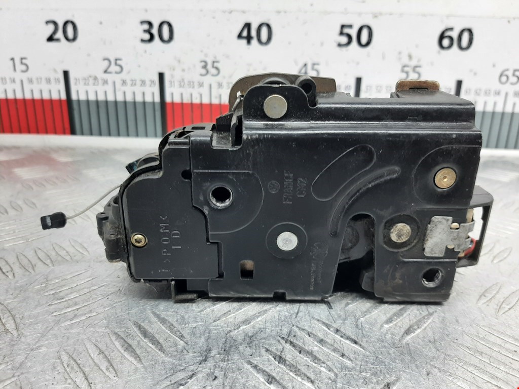 Замок двери передней правой SKODA Fabia MK1 1999-2006