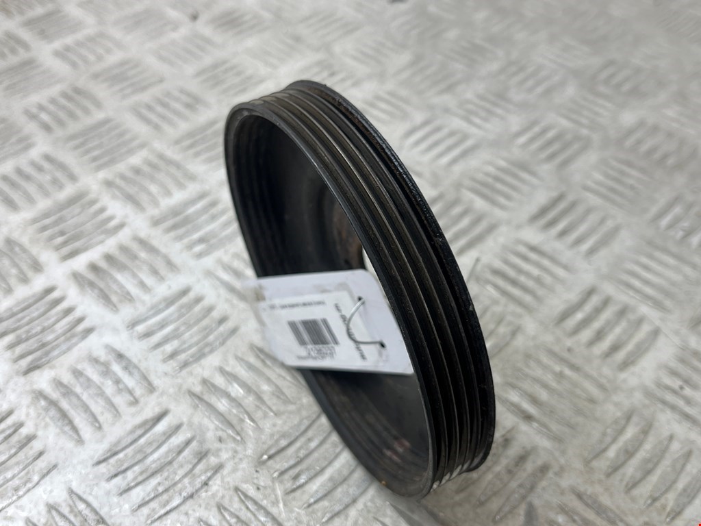 Шкив водяного насоса (помпы) MITSUBISHI Space Star 1999-2006