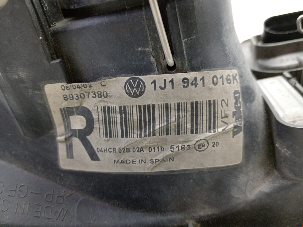 Фара правая VOLKSWAGEN Golf IV 1997-2003