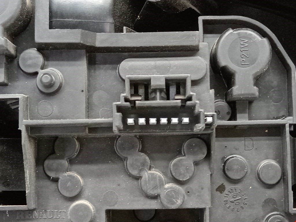 Фонарь задний правый RENAULT Megane I 1996-2002