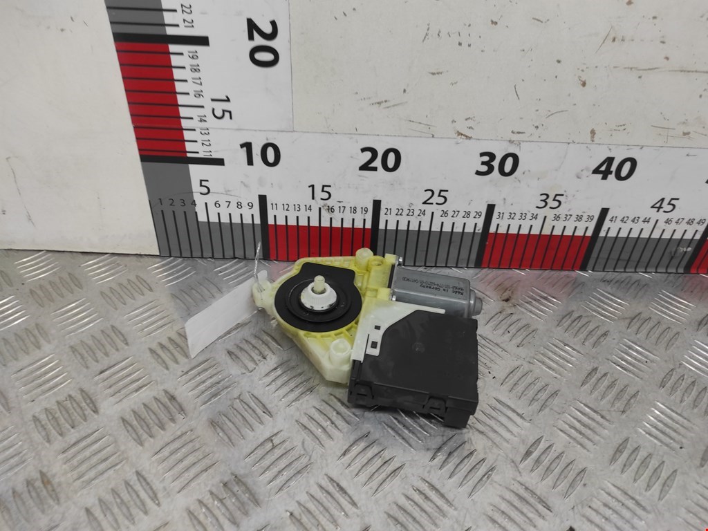 Блок управления стеклоподъемниками FIAT Grande Punto 2005-2009