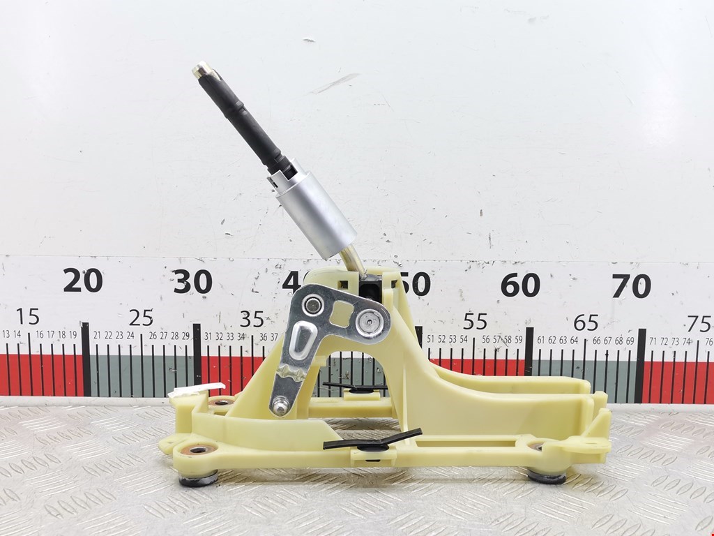 Кулиса (селектор) АКПП/МКПП в салоне MITSUBISHI Colt Z3 2003-2012