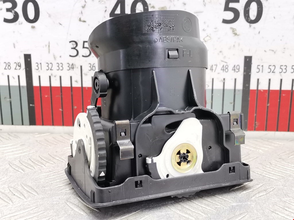 Дефлектор воздушный SKODA Octavia A4 1U- 1997-2010