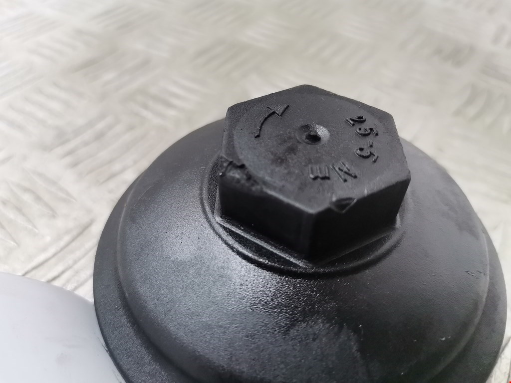 Крышка масляного фильтра AUDI A3 8P 2003-2013