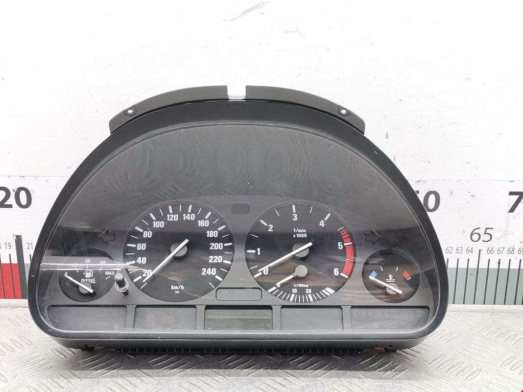Панель приборов (щиток) BMW 5er 5 серия E39 1995-2004