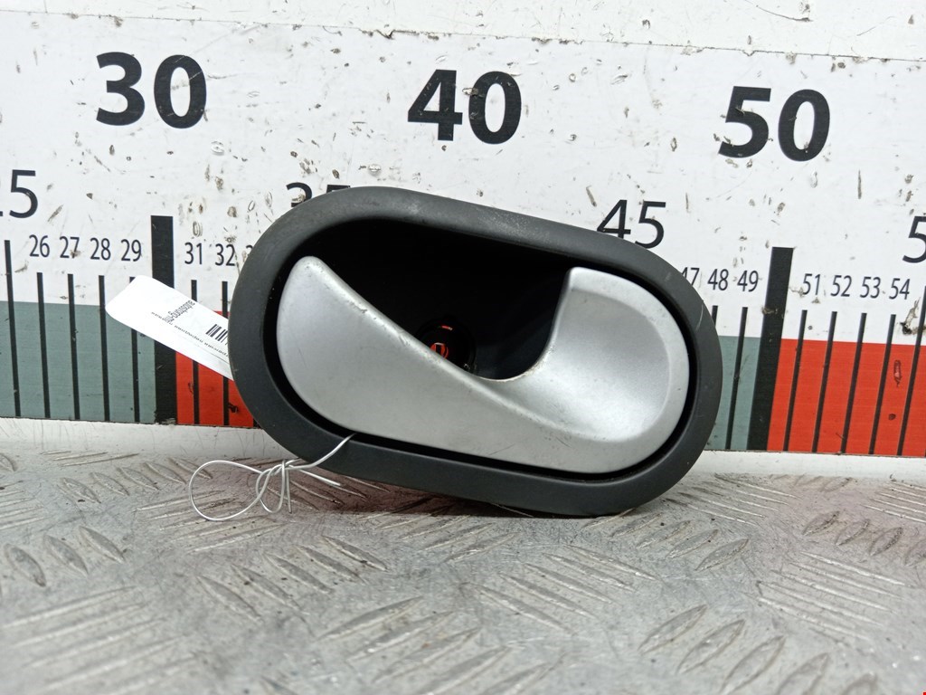 Ручка дверная передняя внутренняя правая RENAULT Scenic II 2003-2010