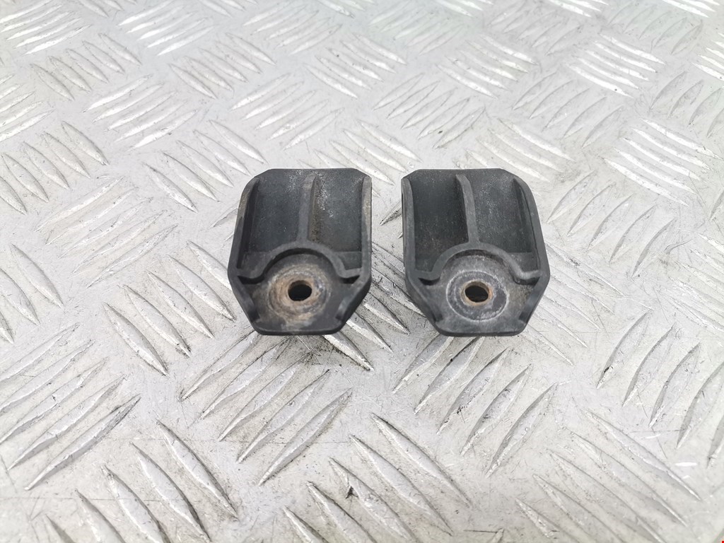 Кронштейн (крепление) радиатора BMW 5er 5 серия E39 1995-2004