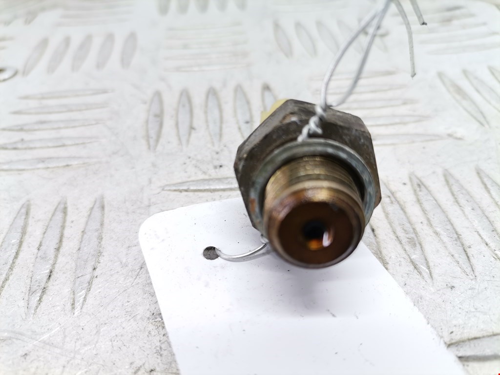 Датчик давления масла RENAULT Scenic II 2003-2010