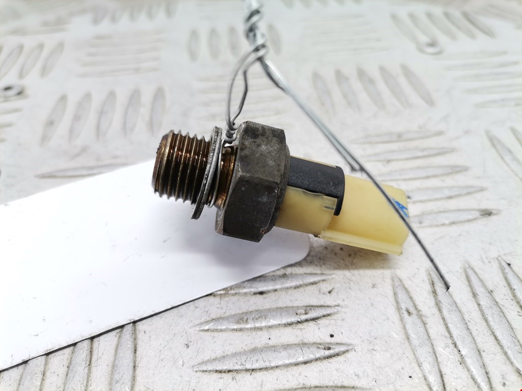 Датчик давления масла RENAULT Scenic II 2003-2010