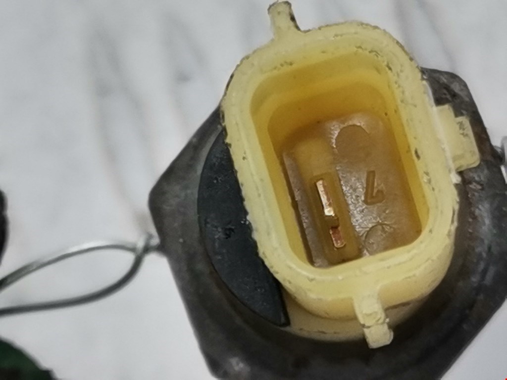 Датчик давления масла RENAULT Scenic II 2003-2010