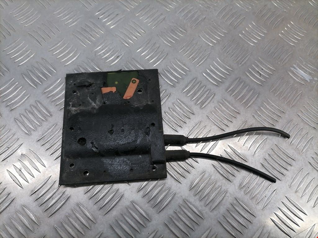 Усилитель антенны BMW X5 E53 1999-2006