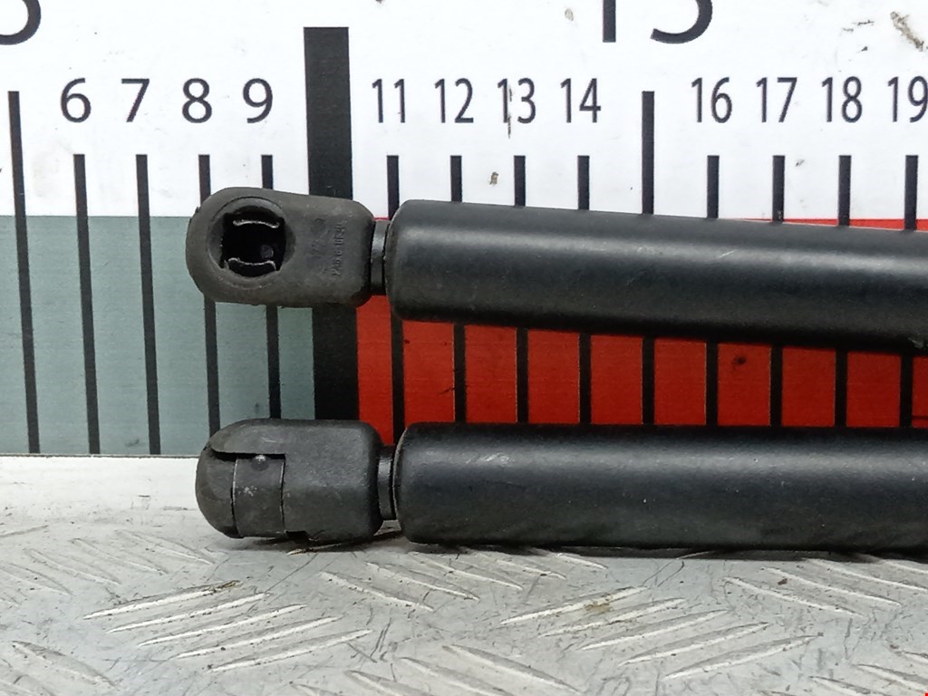 Амортизатор крышки (двери) багажника MERCEDES-BENZ A-Class W168 1997-2004