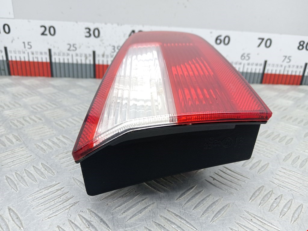 Фонарь задний внутренний левый RENAULT Laguna 2001-2007