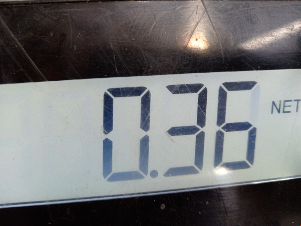 Амортизатор капота левый=правый BMW 5er 5 серия E39 1995-2004