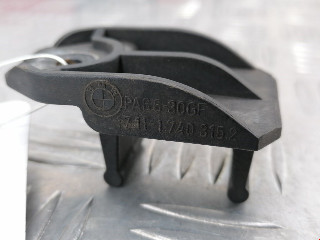 Кронштейн (крепление) радиатора BMW 5er 5 серия E39 1995-2004