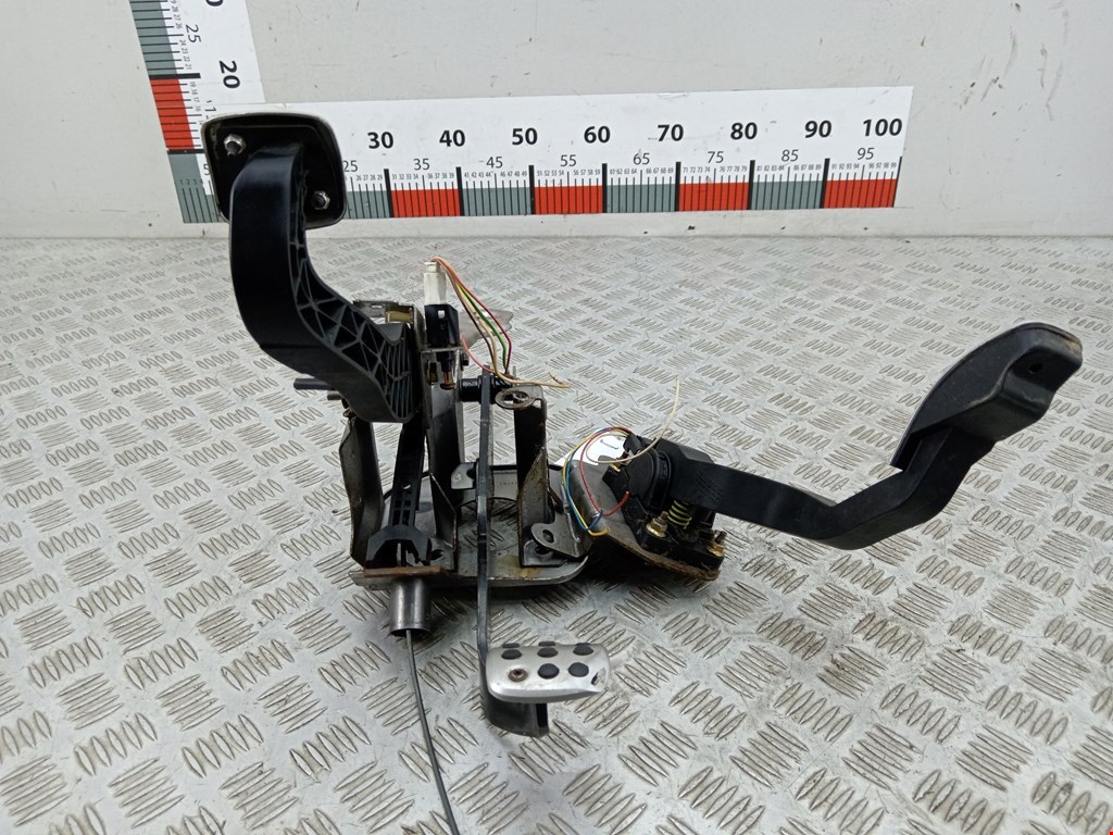 Блок педалей (педальный узел) PEUGEOT 206 1998-2012