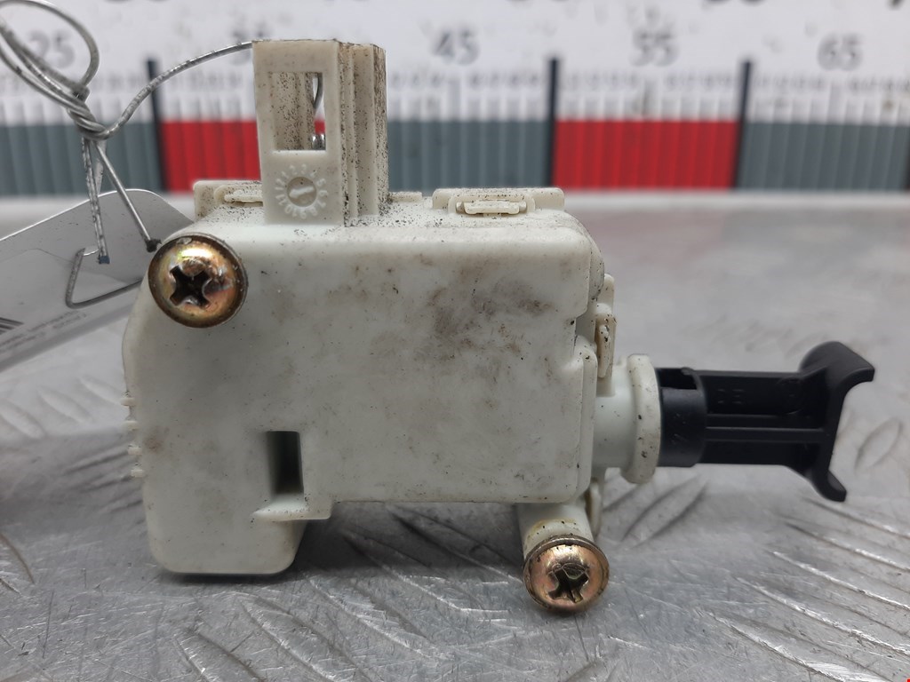 Активатор замка багажника VOLKSWAGEN Beetle A4 1997-2010