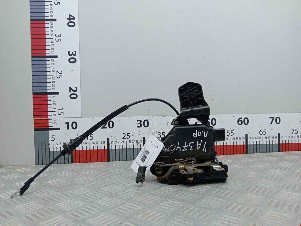 Замок двери передней правой VOLKSWAGEN Golf IV 1997-2003