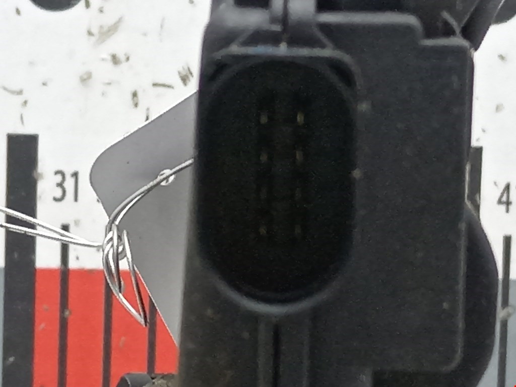 Замок двери передней правой VOLKSWAGEN Golf IV 1997-2003