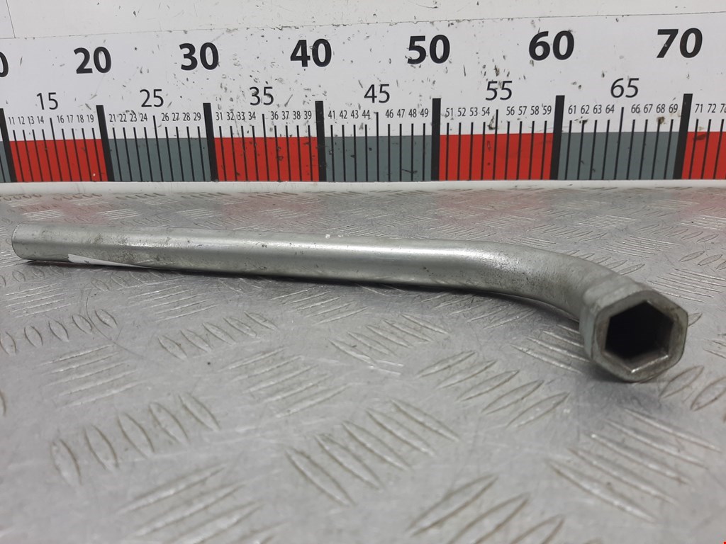 Ключ балонный CHRYSLER PT Cruser 2000-2010