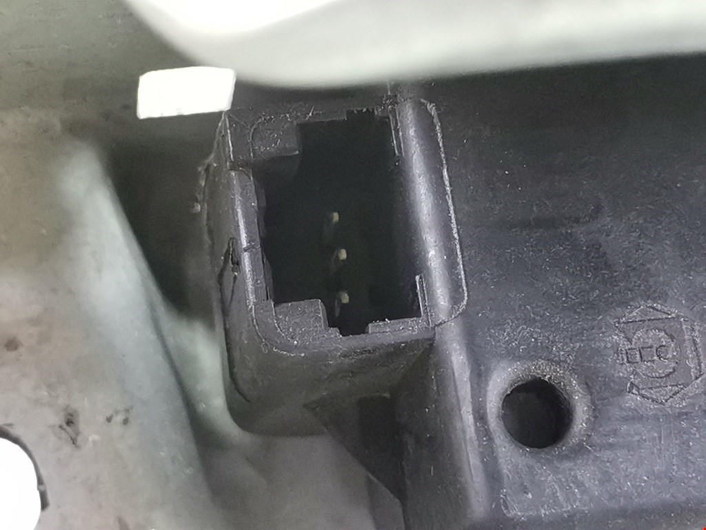 Замок багажника (крышки двери) PEUGEOT 807 2002-2014