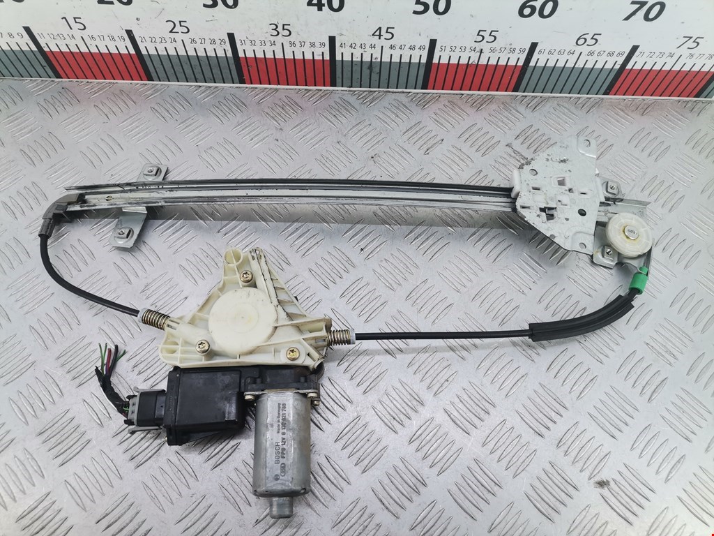 Стеклоподъемник передний правый MITSUBISHI Space Star 1999-2006