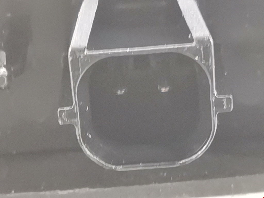 Замок двери передней правой MITSUBISHI Space Star 1999-2006