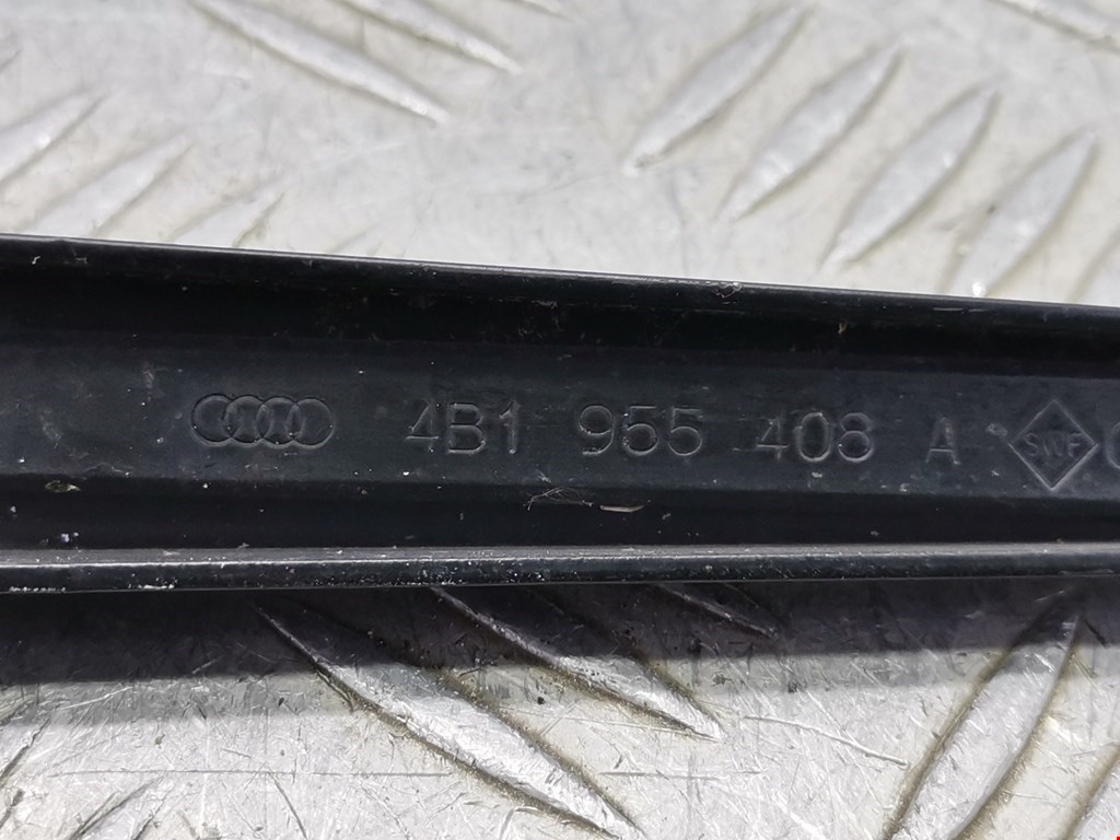 Поводок дворников передний левый/ правый AUDI A6 C5 1997-2004