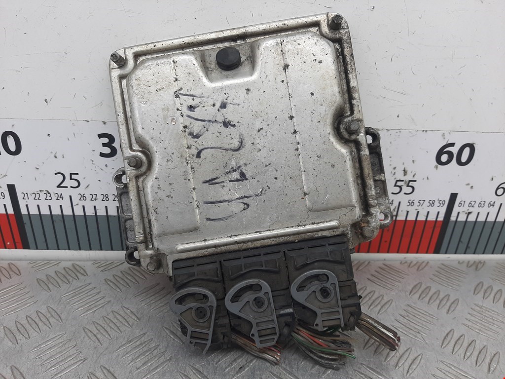 Блок управления двигателя (ЭБУ) OPEL Meriva A 2003-2010