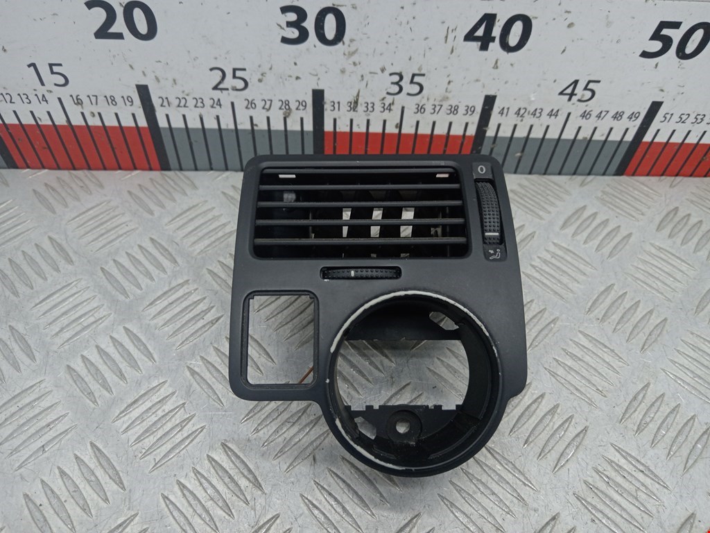 Дефлектор воздушный VOLKSWAGEN Bora 1998-2005